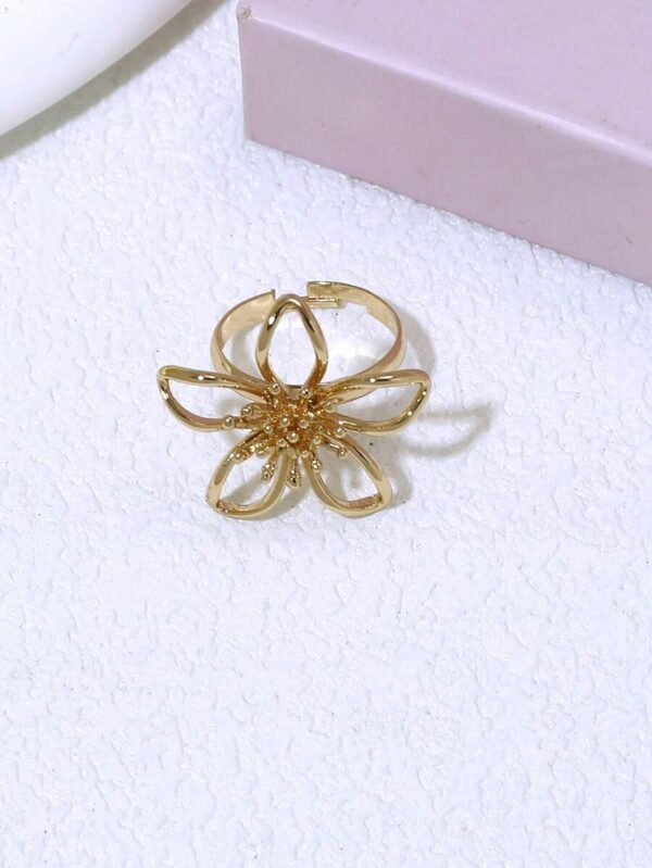 Boucles d'Oreilles Fleur Dorée